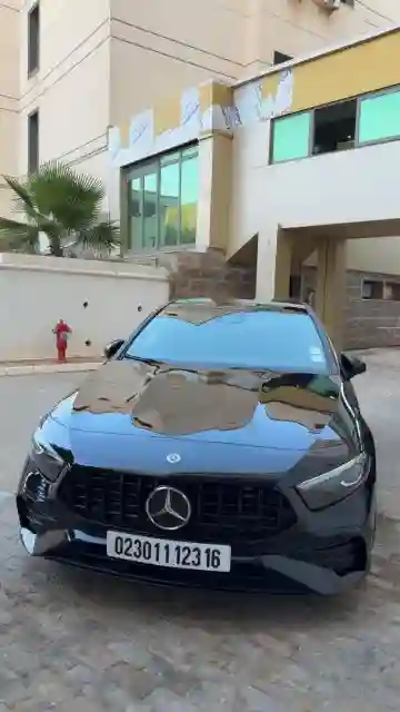 Mercedes Classe A 2023 A220 - Vue 12