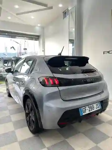 Peugeot 208 2022 GT Line - Vue 11