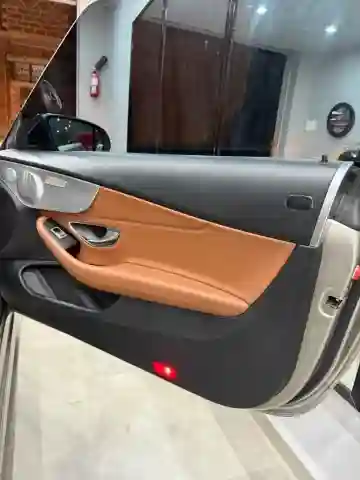 Mercedes C Cabriolet 2019 Cabriolet - Vue 9