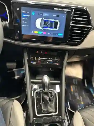 Volkswagen Jetta Vs5 2025 Top Version - Vue 2