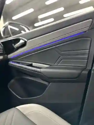 Volkswagen Jetta Vs5 2025 Top Version - Vue 9