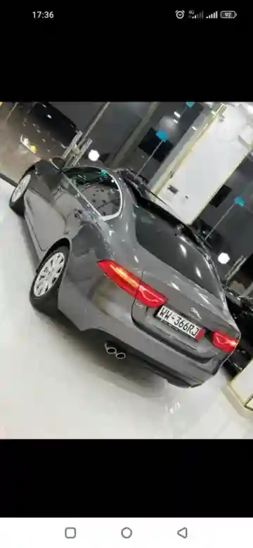 Jaguar XE 2017 Prestige - Vue 12