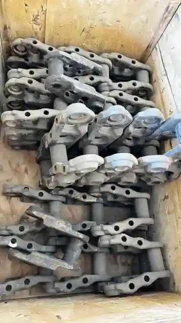 Caterpillar Pièces De Rechange 2016 - Vue 19