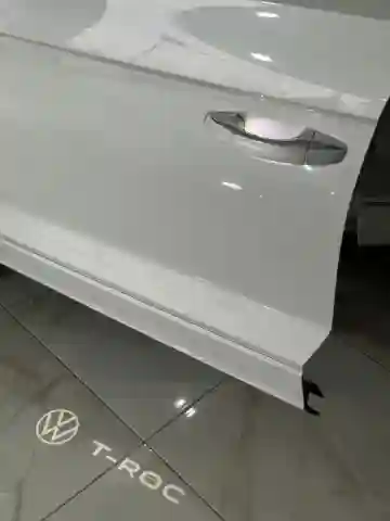 Volkswagen T-roc 2025 R- Line Edition - Vue 13
