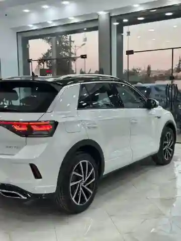 Volkswagen T-roc 2025 R- Line Edition - Vue 14