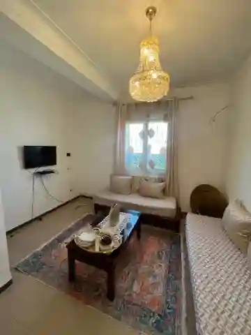 Location Vacances Appartement F4 Alger Hydra - Vue 3