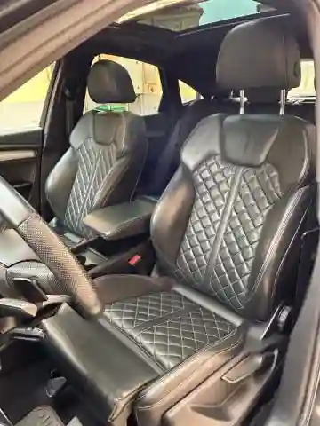 Audi Q5 2021 S Line - Vue 2