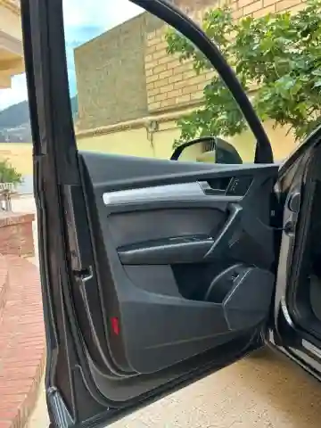 Audi Q5 2021 S Line - Vue 5
