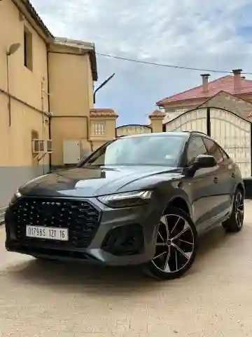 Audi Q5 2021 S Line - Vue 8