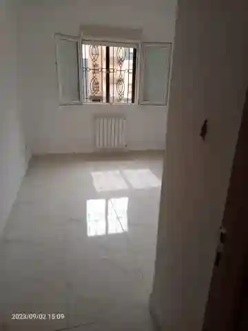 Location Appartement F4 Alger Rahmania - Vue 3