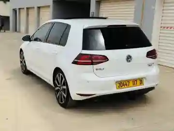 Volkswagen Golf 7 2017 Carat - Vue 2
