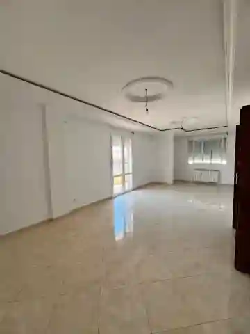 Location Appartement F3 Alger Cheraga - Vue 5