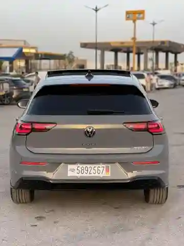 Volkswagen Golf 8 2025 R-line - Vue 3
