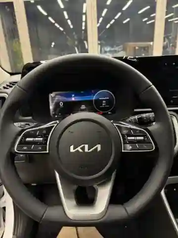 Kia Sonet 2025 Premium - Vue 10