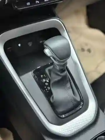 Kia Sonet 2025 Premium - Vue 11