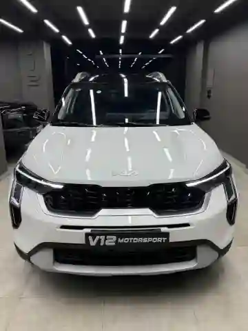 Kia Sonet 2025 Premium - Vue 18