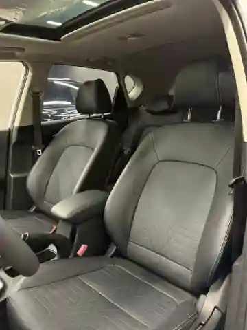 Kia Sonet 2025 Premium - Vue 6