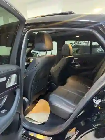 Mercedes GLE 2024 300 D - Vue 11