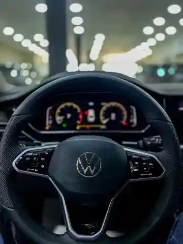 Volkswagen Passat 2025 Elegance - Vue 10