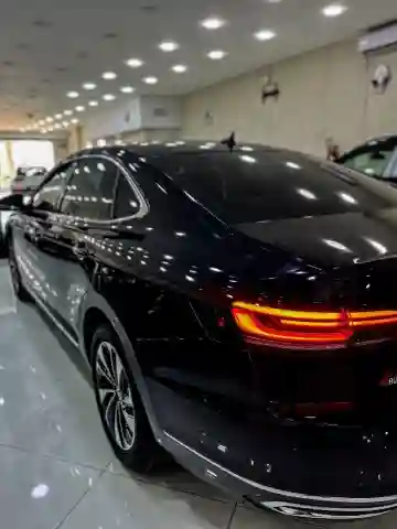 Volkswagen Passat 2025 Elegance - Vue 12