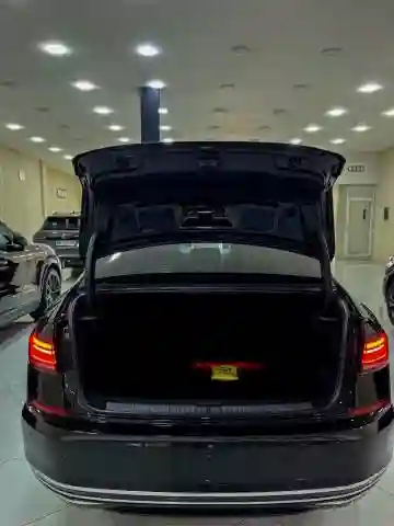 Volkswagen Passat 2025 Elegance - Vue 8