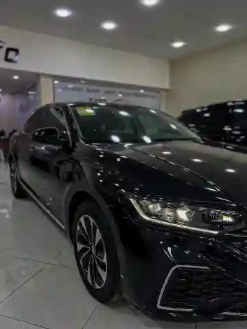 Volkswagen Passat 2025 Elegance - Vue 9